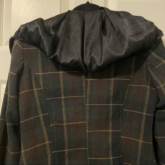 Vintage plaid shacket with satin hood - Picture 3 of 6